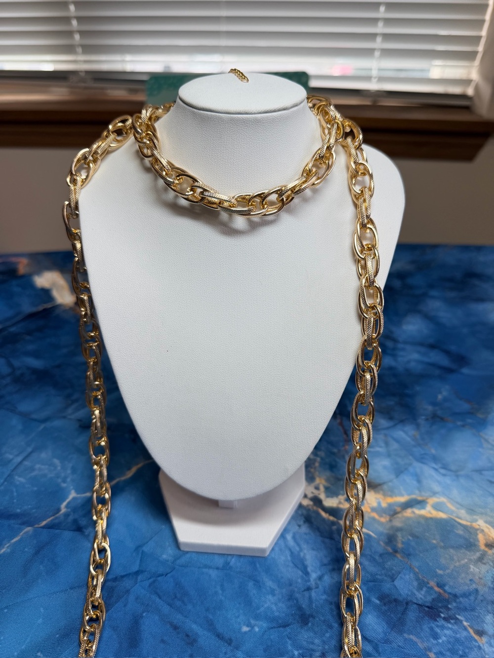 Blockbuster Necklace and Earring set
